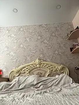 ElliRose from StripChat