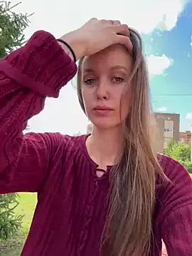 ElliRose from StripChat