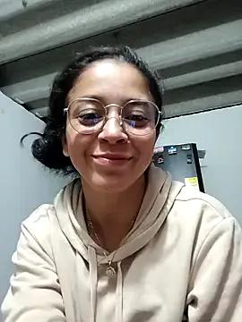 Eloisa_smith from StripChat is Freechat