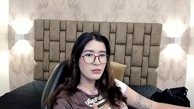 emiilyy_cute from StripChat is Freechat