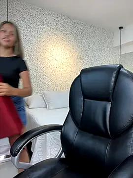EMILIIA_RICHTER__ from StripChat is Freechat
