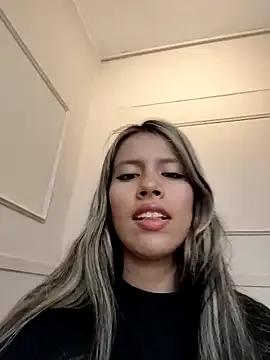 EMILIIA_RICHTER__ from StripChat is Freechat