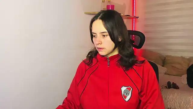 Emily_Lindey from StripChat is Freechat