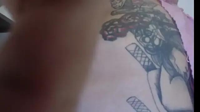 emily_sexxx from StripChat is Freechat