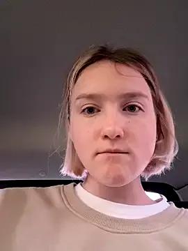 EmilyMood from StripChat is Freechat