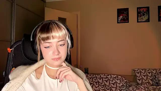 Checkout girls naked models with similar nickname. Cute sexy Free Models.