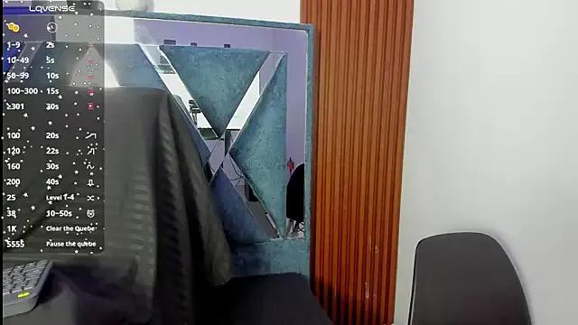 Emma_brown07 from StripChat