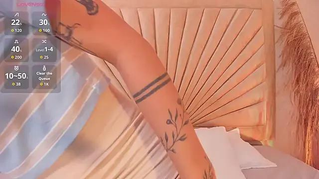 Emma_duff from StripChat is Freechat