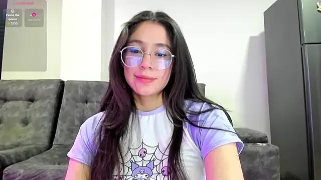 emmadiaz1 from StripChat is Freechat