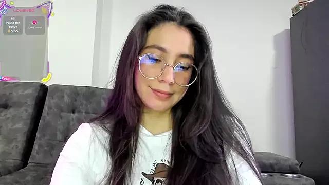 Checkout girls naked models with similar nickname. Cute sexy Free Models.