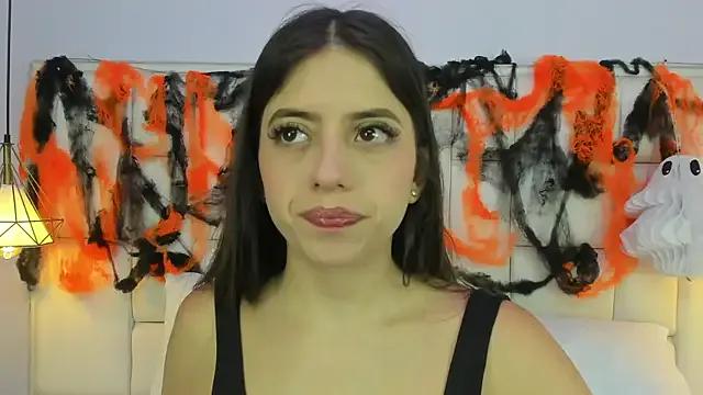 EmmaHolter from StripChat