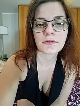 EmmaPeach97 from StripChat is Freechat