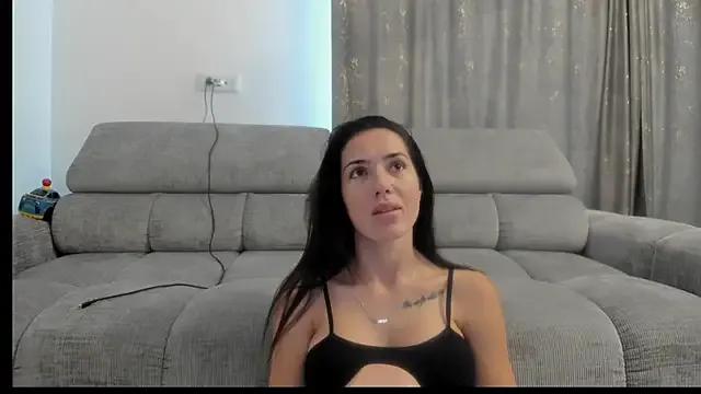 Emmapmg from StripChat is Freechat