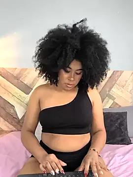 EmmilyBrant from StripChat is Freechat