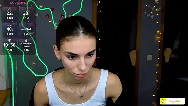 EmmyGreans from StripChat