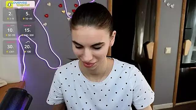 EmmyGreans from StripChat