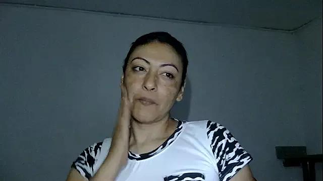 ErikaRika from StripChat is Freechat