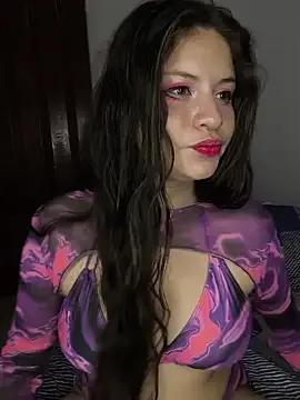 Esmesweet23 from StripChat is Freechat