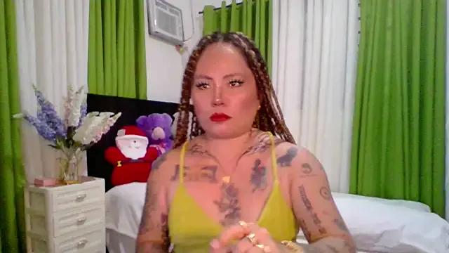 EstellaStarXxx from StripChat is Freechat