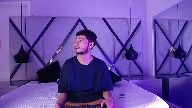 EthanCollen from StripChat is Freechat