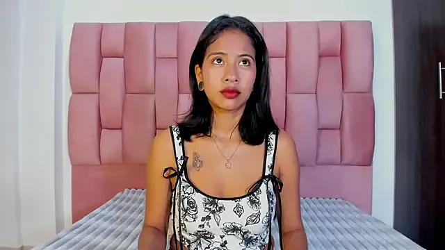 EuphoriaSavage from StripChat is Freechat
