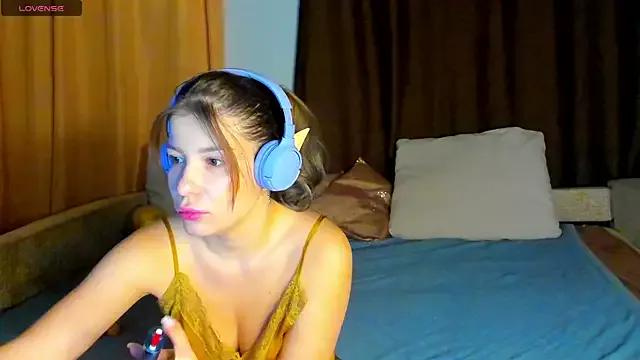 Eva_purrr_ from StripChat is Freechat