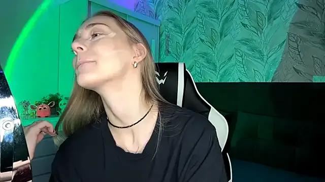 Checkout girls naked models with similar nickname. Cute sexy Free Models.