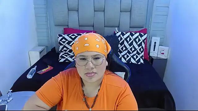 evelin_zaens from StripChat