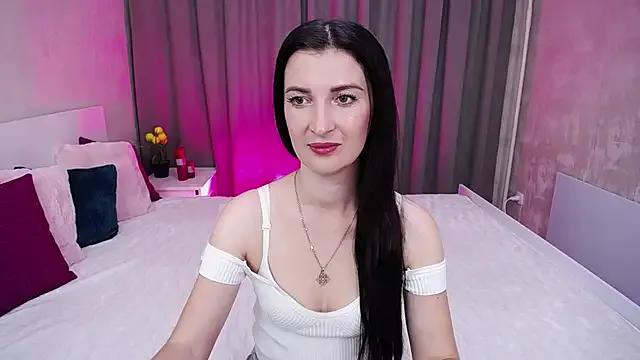 EvelinCuper from StripChat is Freechat