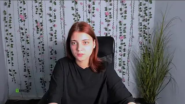 evelyn_muse from StripChat