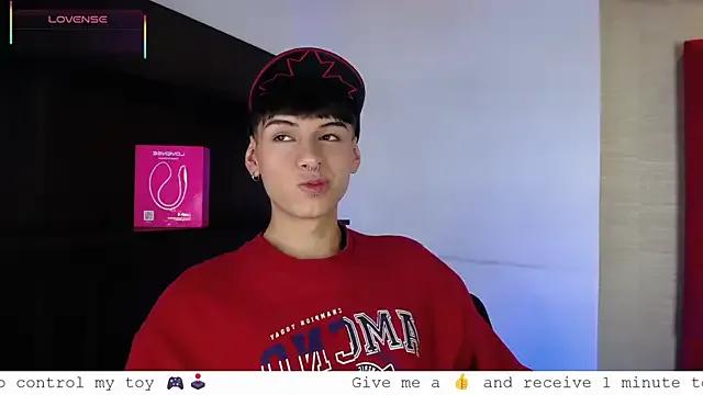 Ezra_Storm from StripChat is Freechat
