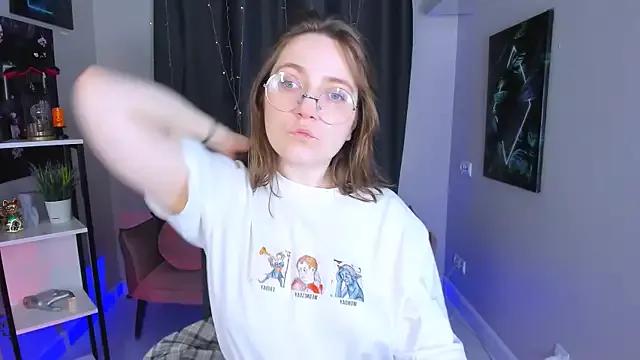 fairy_tara from StripChat is Freechat