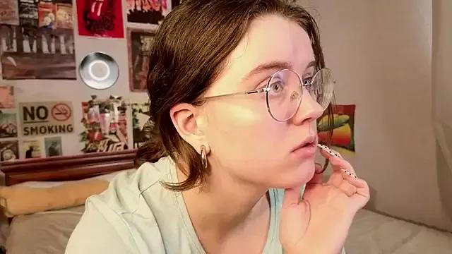 FalineChasey from StripChat is Freechat
