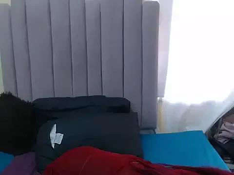 Fatassboodyxxx from StripChat is Freechat