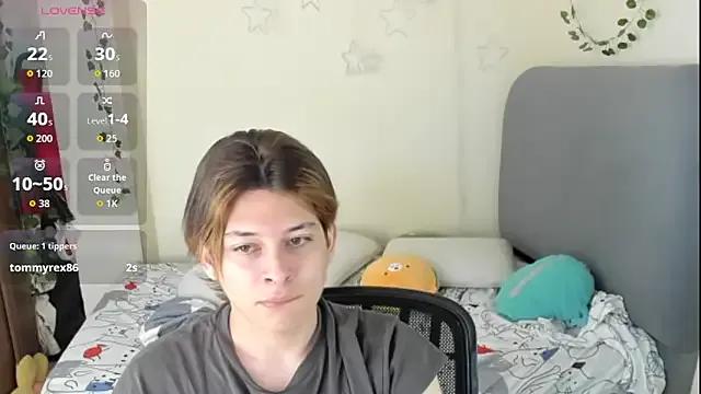 Felix_kitty from StripChat is Freechat