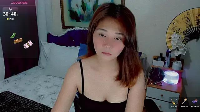 Filipinapoca from StripChat is Freechat