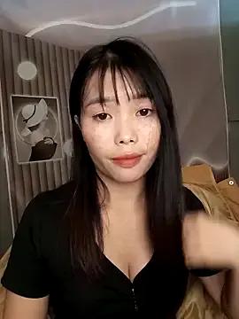 Fish_yellow from StripChat is Freechat