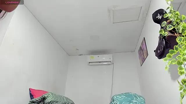 Checkout girls naked models with similar nickname. Cute sexy Free Models.