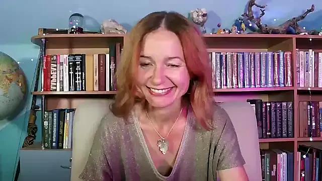 Foxilady357 from StripChat is Freechat