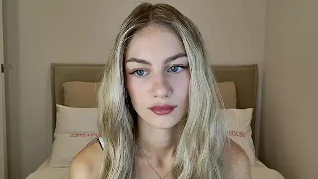 Checkout girls naked models with similar nickname. Cute sexy Free Models.