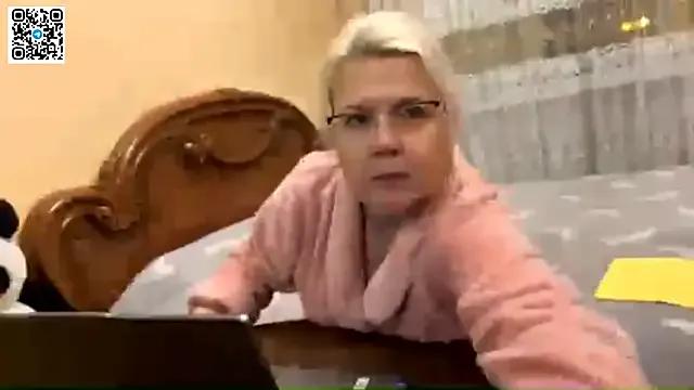 Galatea_2025 from StripChat is Freechat