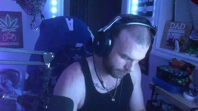 GeneralXMillyX from StripChat