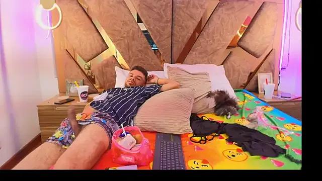 genessis__david from StripChat is Freechat