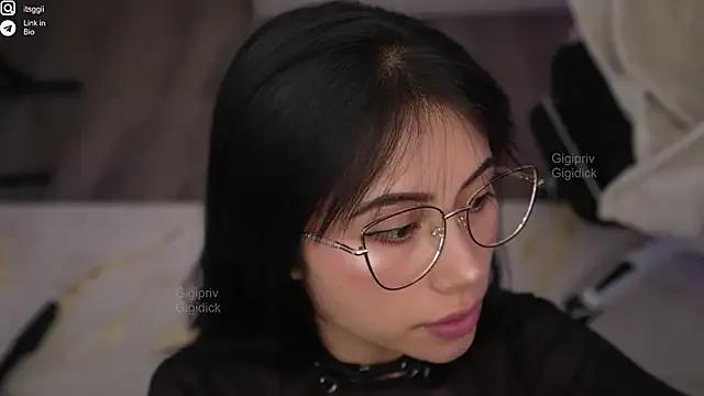 Gigi_ohlala from StripChat