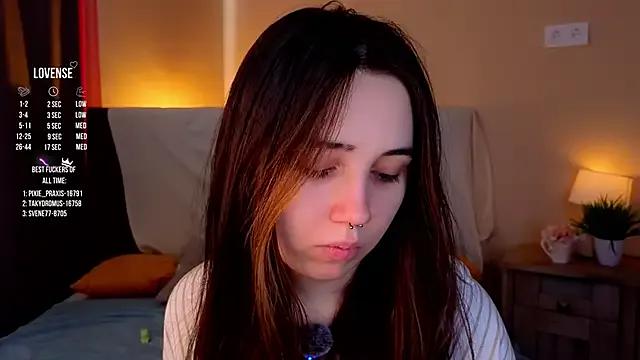 GillianDowdey from StripChat is Freechat