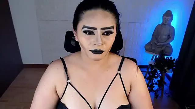 GODDESS_EVANS from StripChat