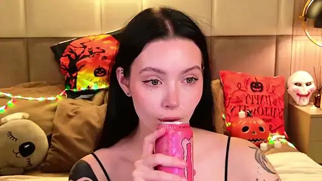 Goldy_Stark from StripChat is Freechat