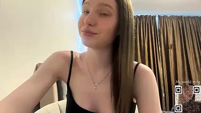 GwenFay from StripChat is Freechat