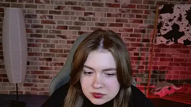 HaleySun from StripChat is Freechat