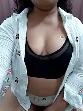 Half_girlfrnd_530 from StripChat is Freechat